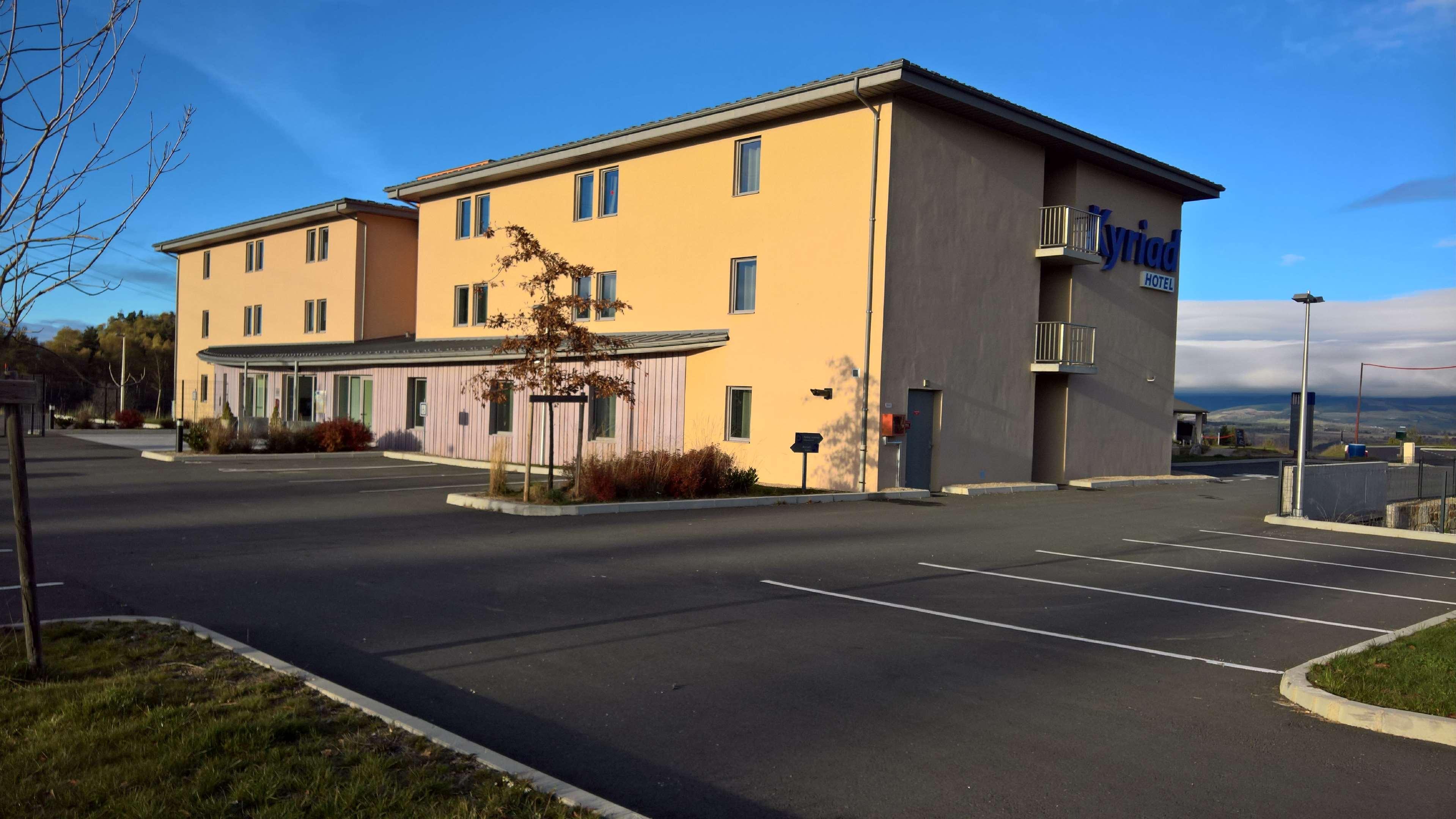 กีริอาด แซ็ง เชอลี ดาปแชร์ แอร์ เดอ ลา โลเซร์ Hotel Albaret-Sainte-Marie ภายนอก รูปภาพ
